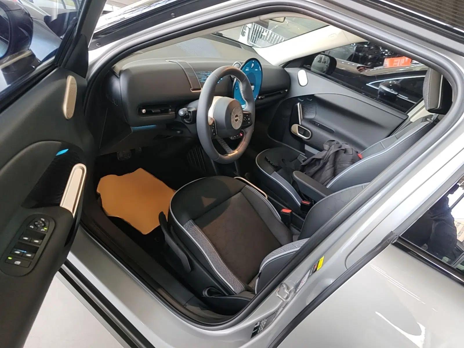 MINI Electric ACEMAN 2024 E Classic Edition — миниатюра 18