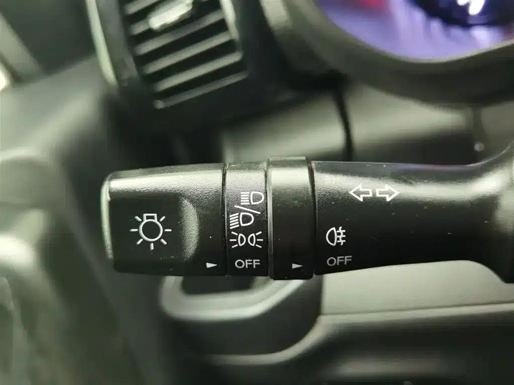 Changan Oushang X70A 2020 1.5L Manual Basic Model — миниатюра 21