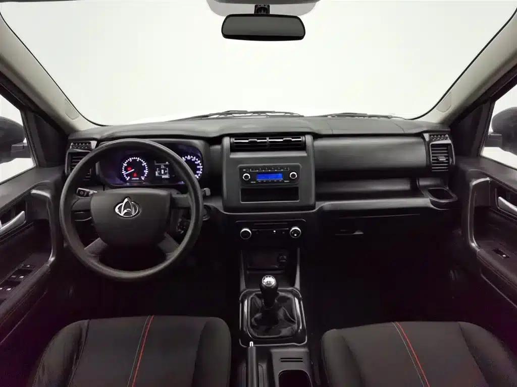 Changan Oushang X70A 2020 1.5L Manual Basic Model — миниатюра 5