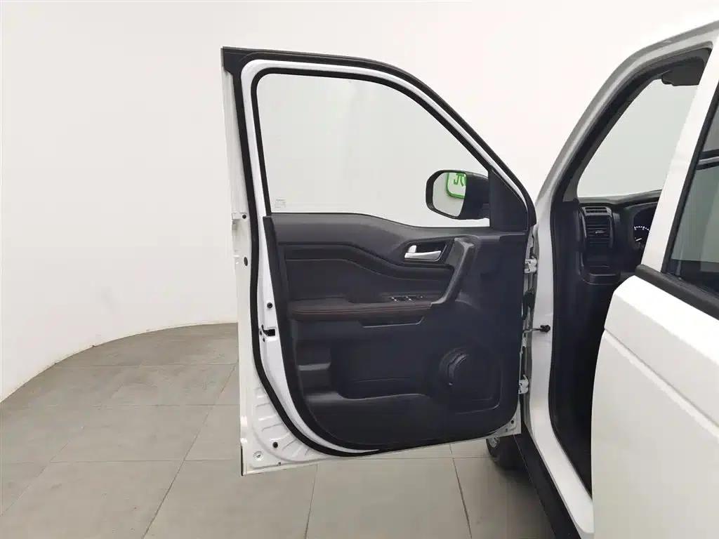 Changan Oushang X70A 2020 1.5L Manual Basic Model — миниатюра 8