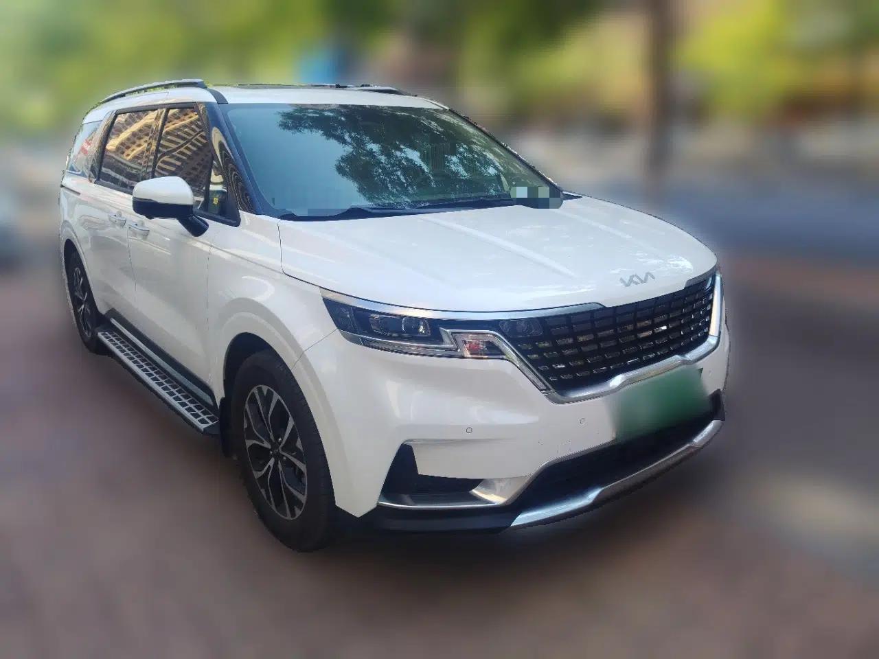 Kia Carnival 2026 Model 2.0T Luxury Tech Edition — миниатюра 3