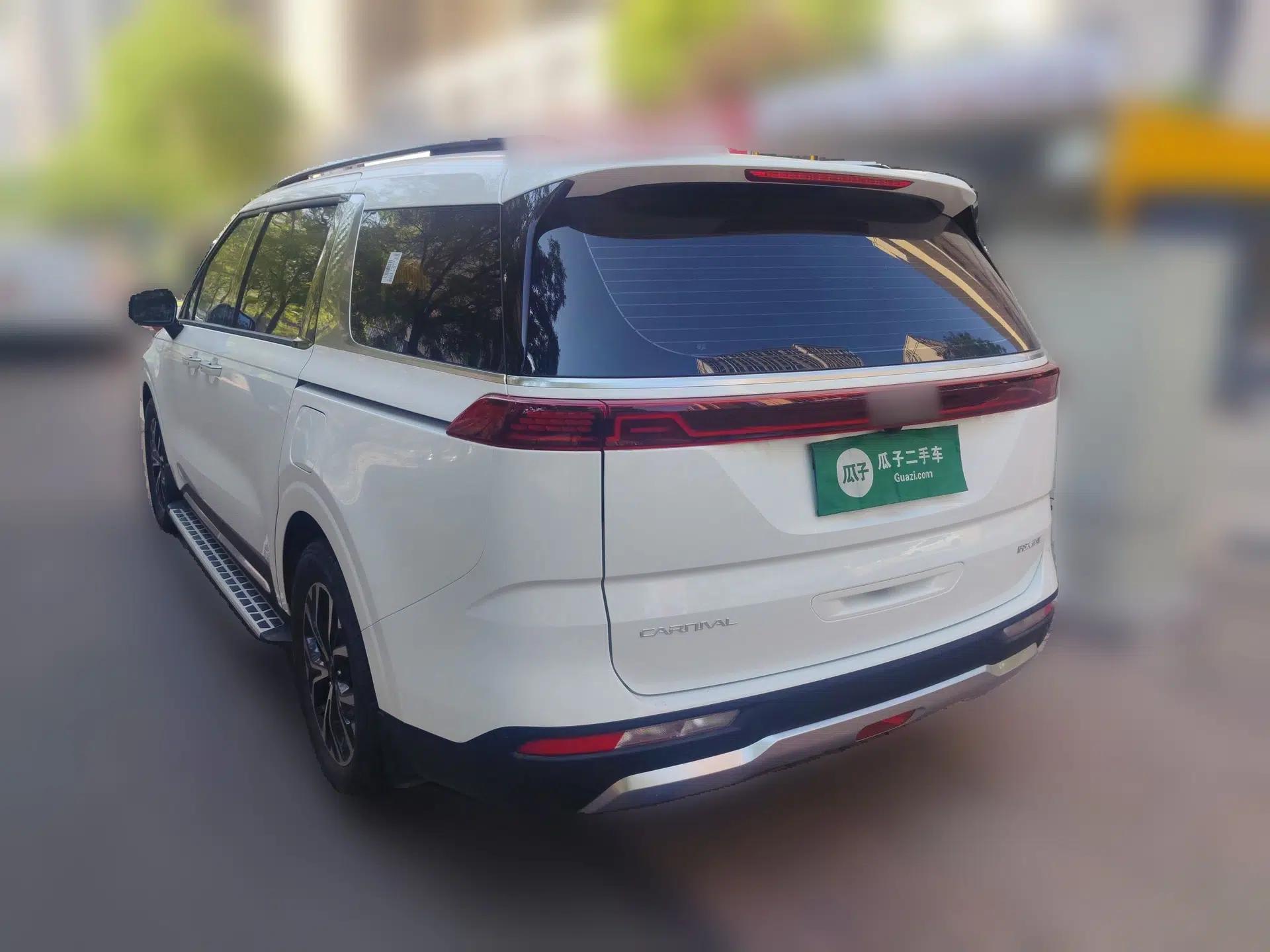 Kia Carnival 2026 Model 2.0T Luxury Tech Edition — миниатюра 4