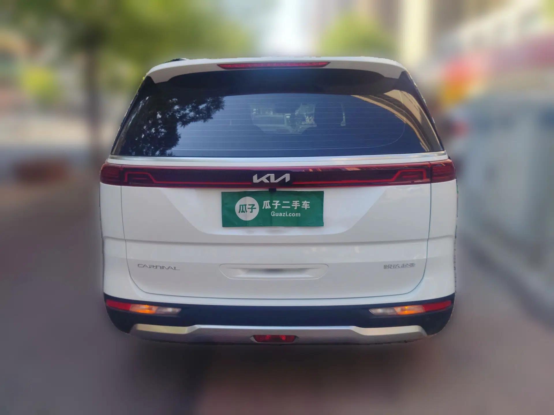 Kia Carnival 2026 Model 2.0T Luxury Tech Edition — миниатюра 5