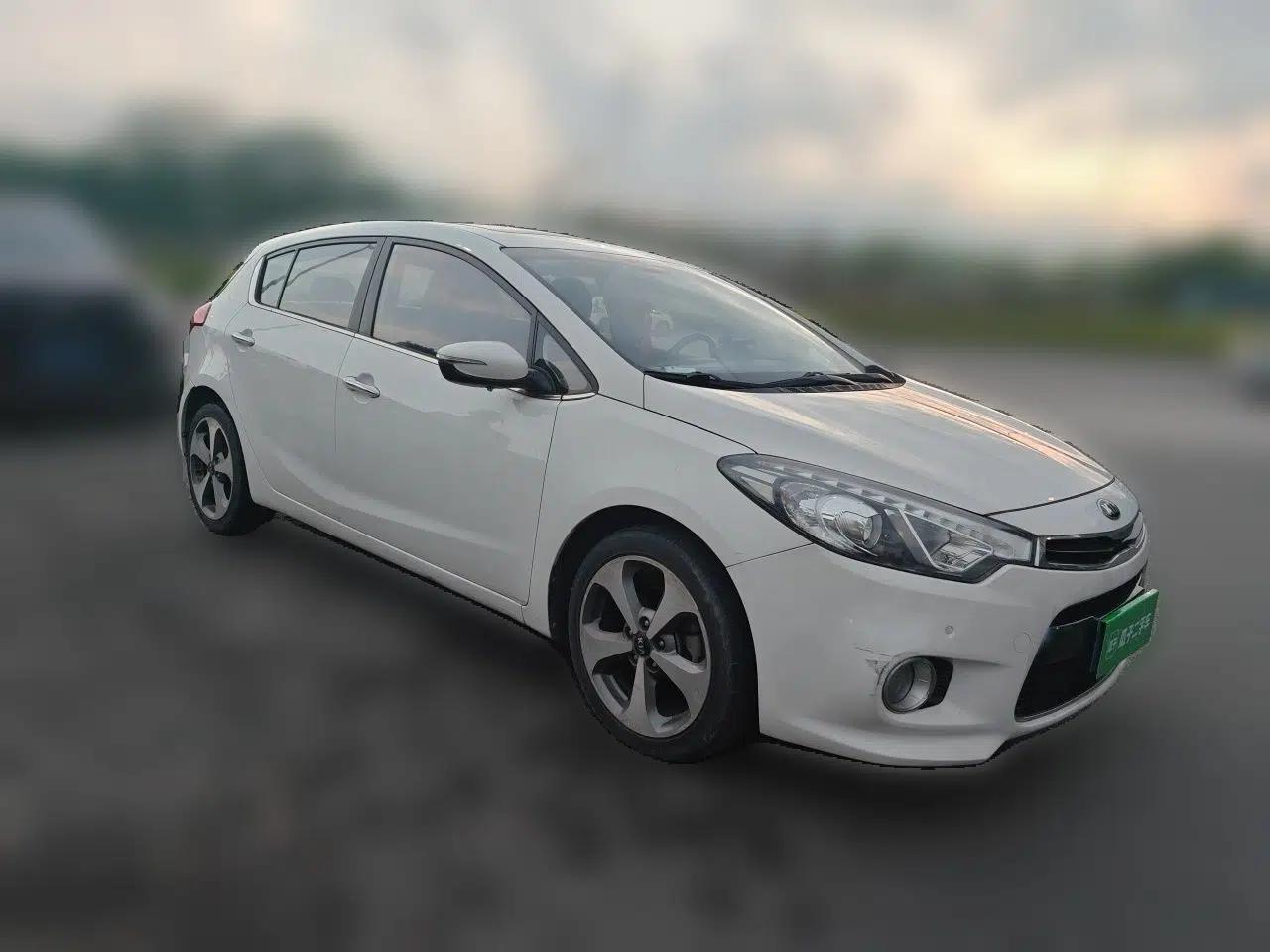 Kia K3S 2014 1.6L Automatic Premium — миниатюра 3