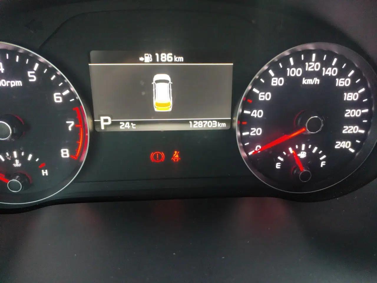 Kia KX7 2017 2.0T Automatic Two-Wheel Drive GLS 7-Seater — миниатюра 13