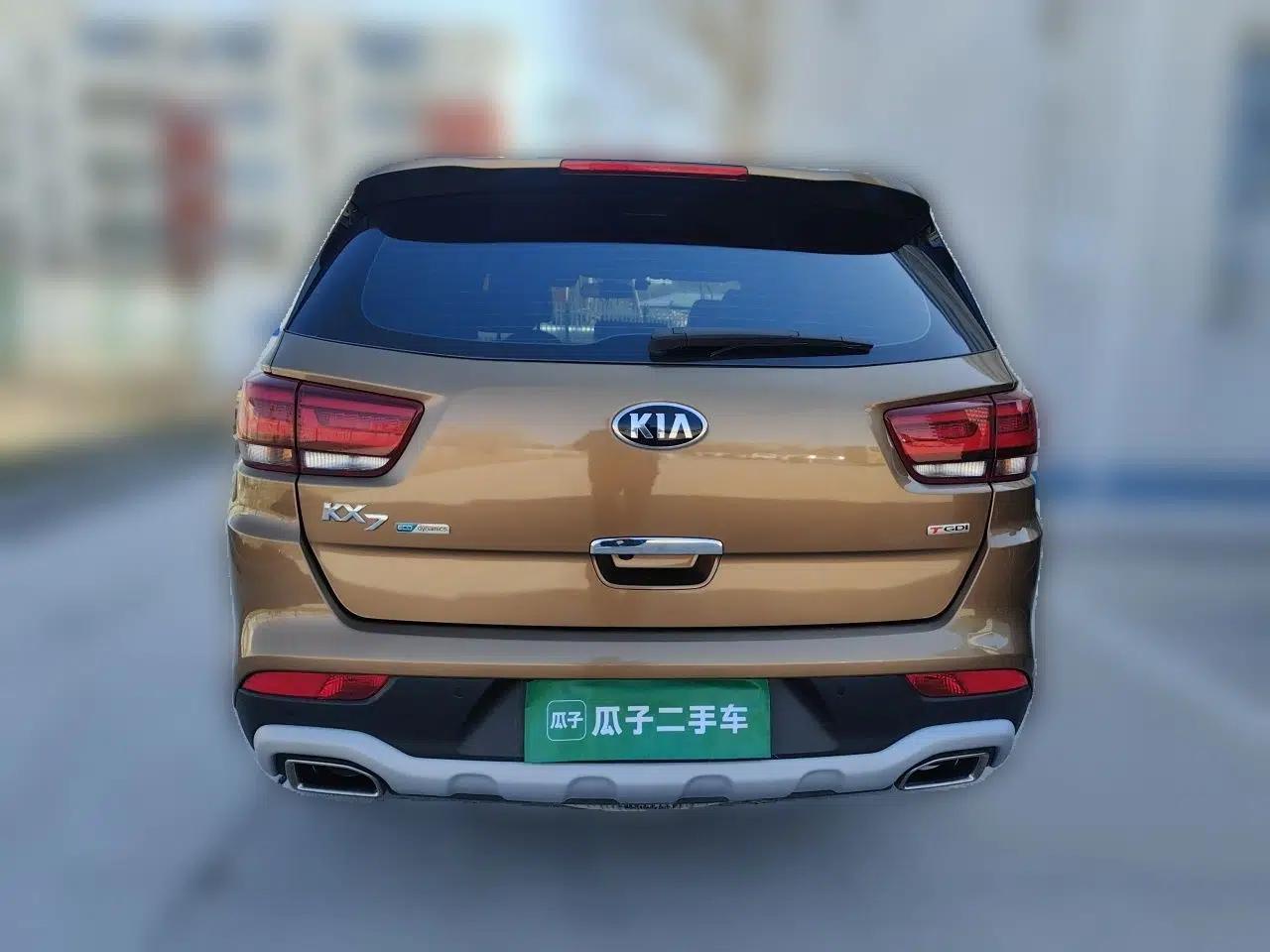 Kia KX7 2017 2.0T Automatic Two-Wheel Drive GLS 7-Seater — миниатюра 5