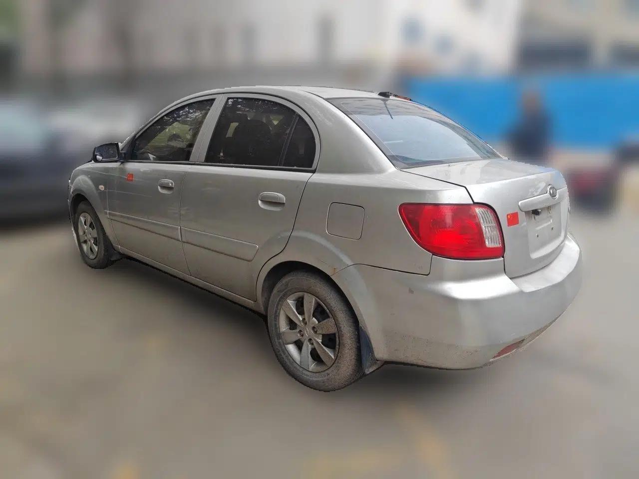 Kia Rio 2007 1.4L MT GL — миниатюра 4