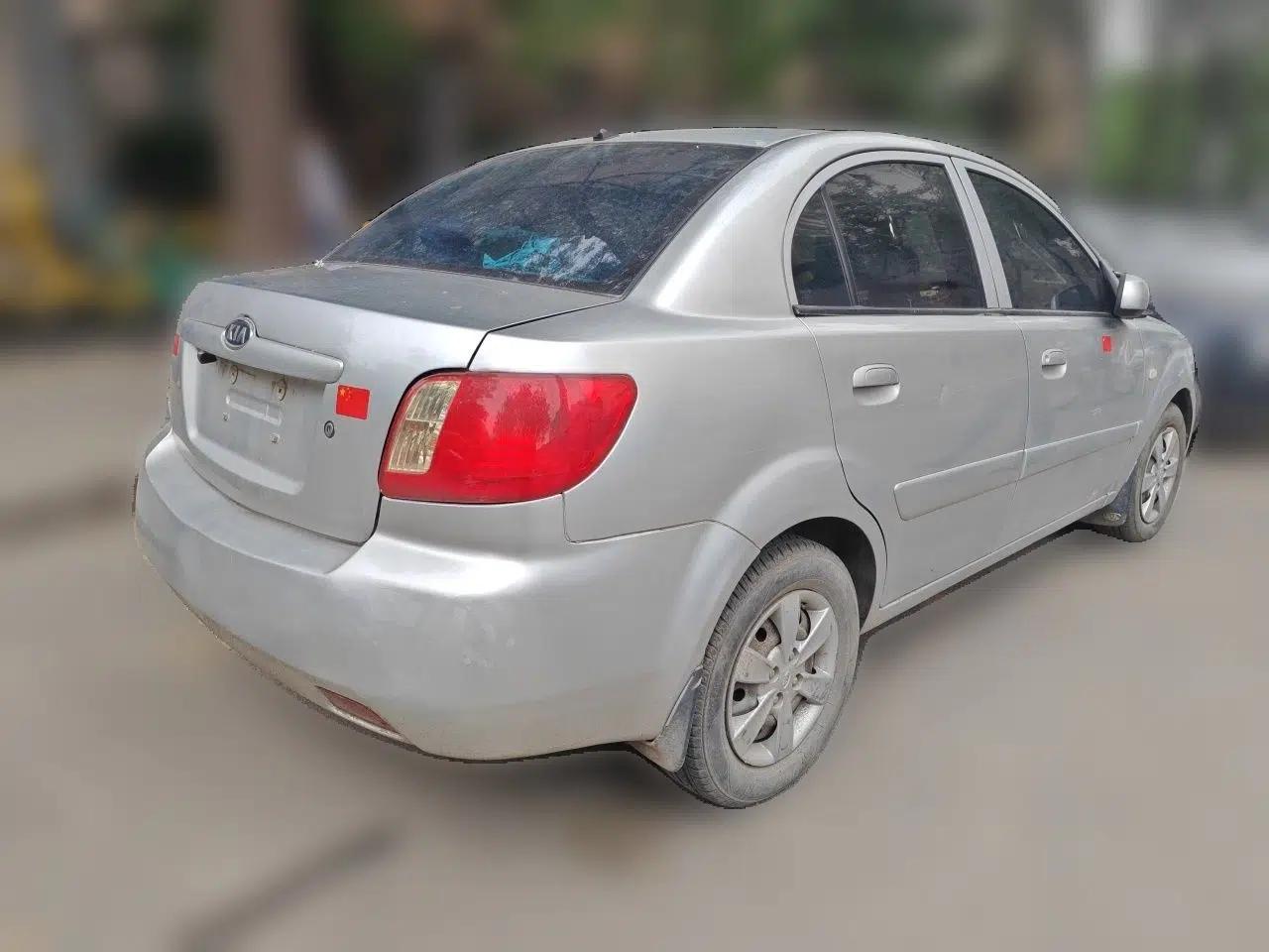 Kia Rio 2007 1.4L MT GL — миниатюра 6