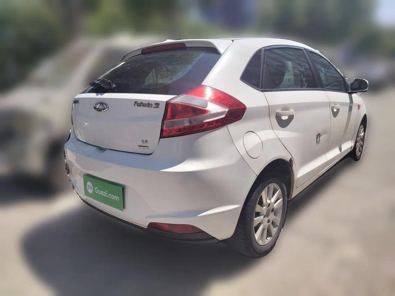 Chery Fengyun 2 2015 1.5L Manual New Edition — миниатюра 6