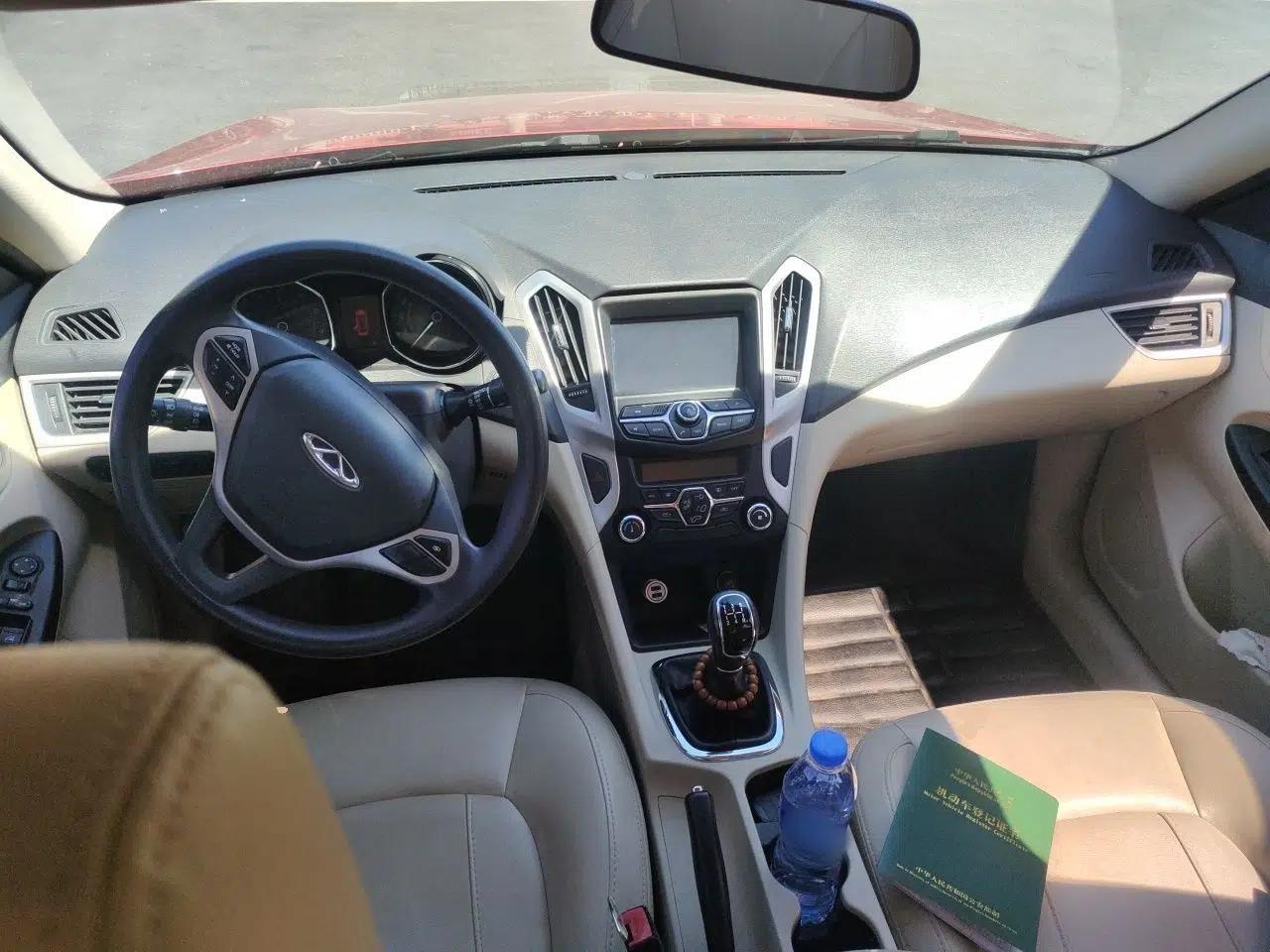 Chery Arrizo 7 2013 1.6L Manual ZhiShang Edition — миниатюра 10