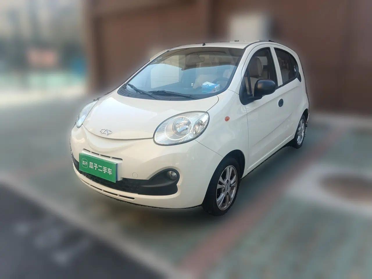 Chery QQ 2013 1.0L Manual Happy Edition — миниатюра 1