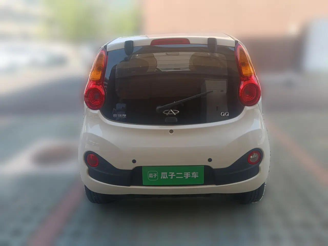 Chery QQ 2013 1.0L Manual Happy Edition — миниатюра 5