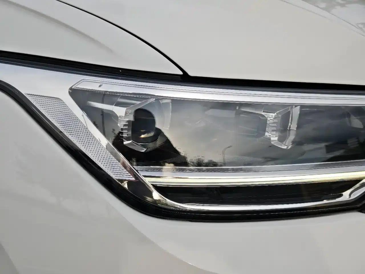 Tiguan X 2021 380TSI AWD Flagship Edition — миниатюра 5