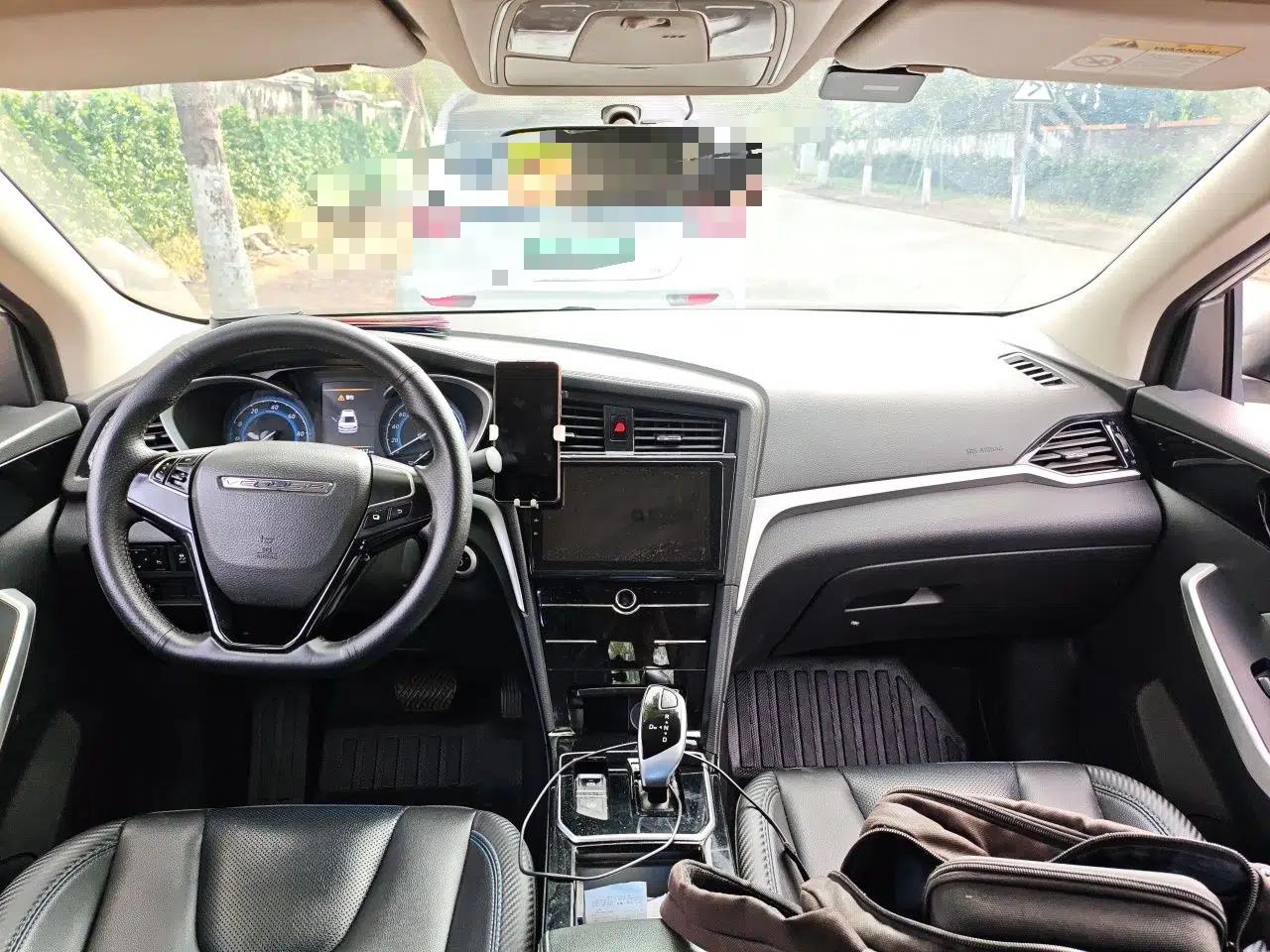 Venucia D60EV 2022 Standard Range Smart Drive Version — миниатюра 10