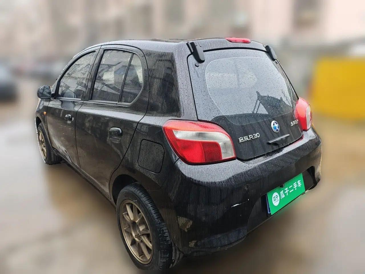 Venucia R30 2014 1.2L Manual Comfort Edition — миниатюра 4