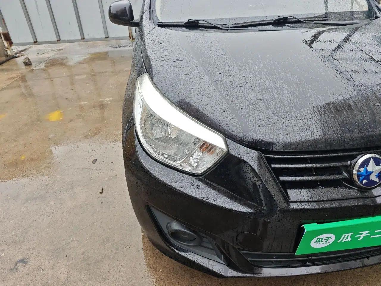 Venucia R30 2014 1.2L Manual Comfort Edition — миниатюра 7