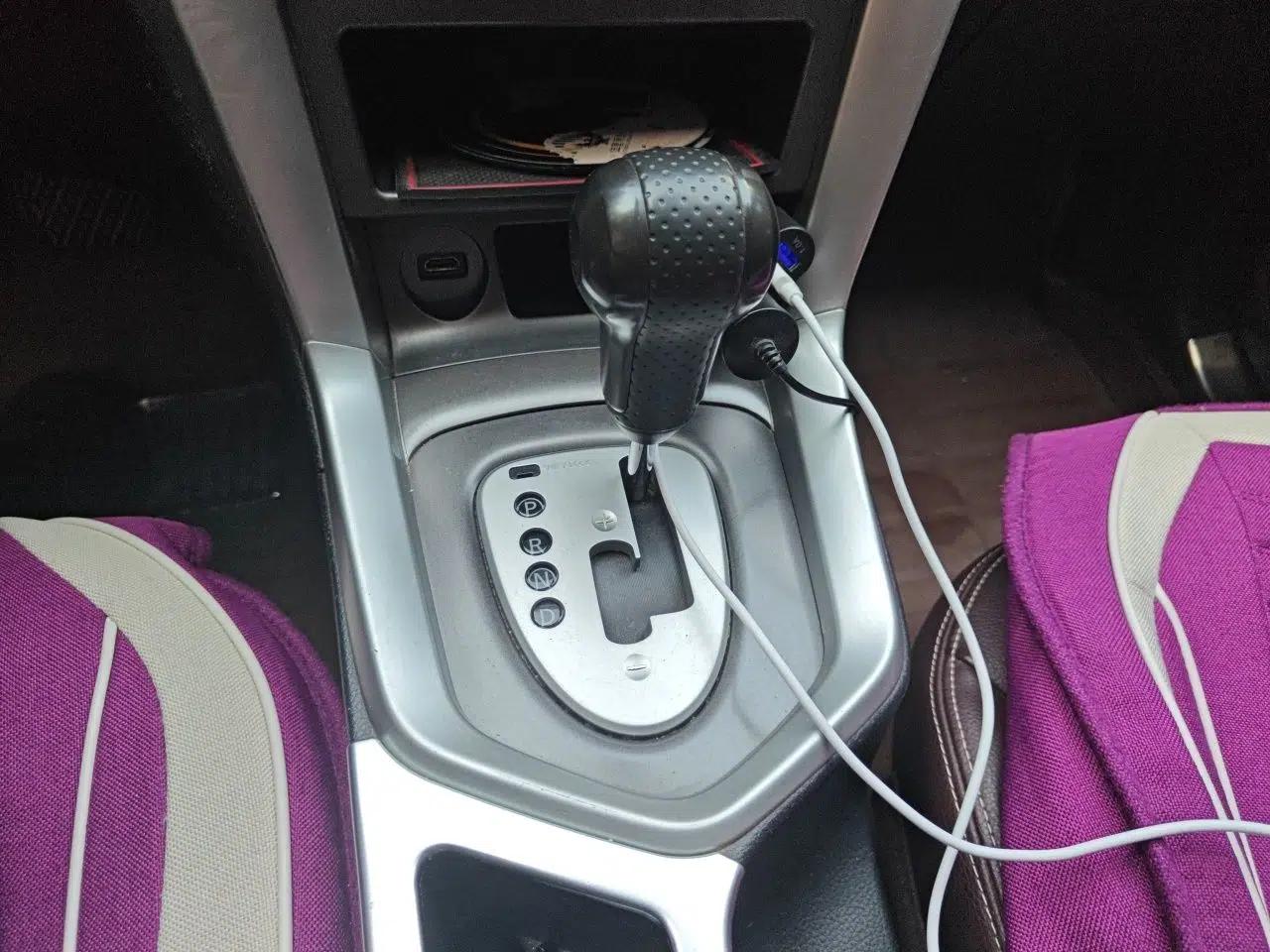 Venucia T70X 2016 2.0L CVT SmartFun Sport Edition — миниатюра 15