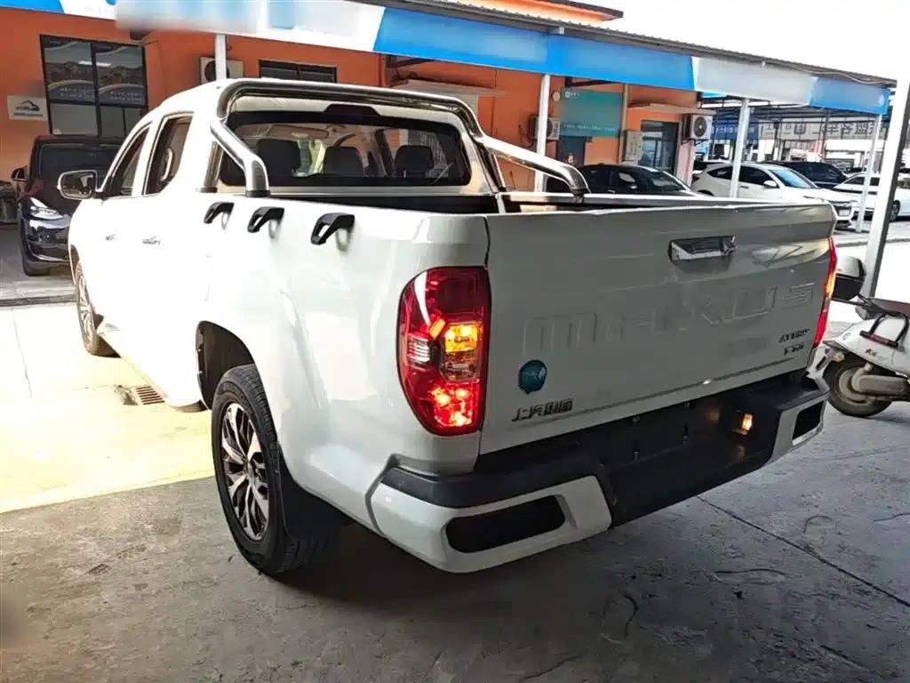 Maxus T70 2021 2.0T Diesel Automatic 4WD Elite Edition with Long Box and High Chassis — миниатюра 5