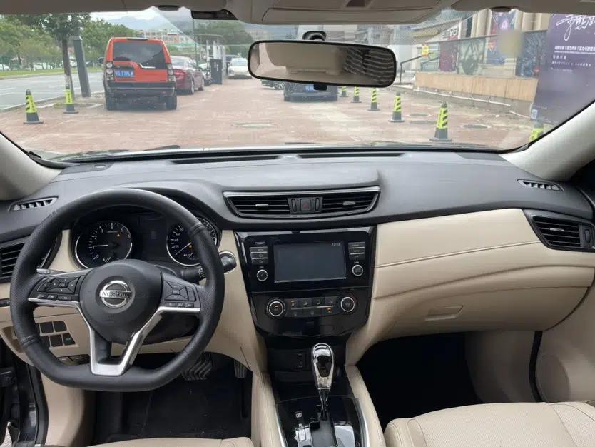 Nissan X-Trail 2017 2.0L CVT Comfort Edition 2WD — миниатюра 7