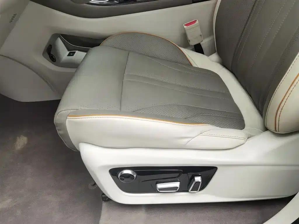 Fengxing Yacht 2022 1.5T DCT Wind Chaser Edition — миниатюра 20