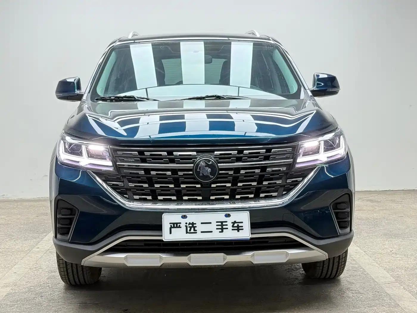 Fengxing T5 2022 Grand Edition 1.6L Manual Dream Edition (5-seater) — миниатюра 1