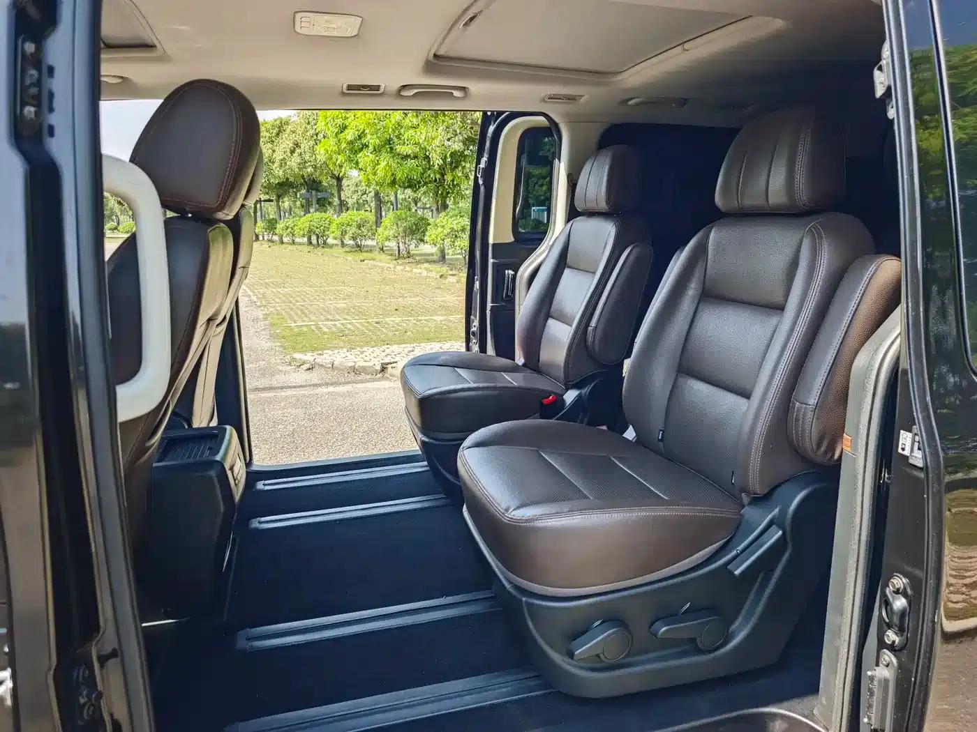 Fengxing CM7 2018 Facelift 2.0T Manual Premium Edition — миниатюра 15