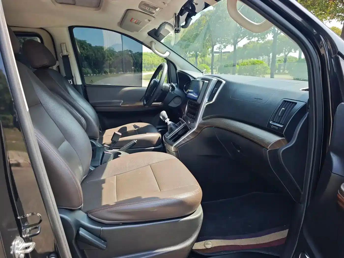 Fengxing CM7 2018 Facelift 2.0T Manual Premium Edition — миниатюра 16