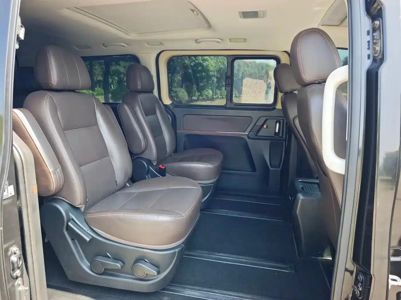 Fengxing CM7 2018 Facelift 2.0T Manual Premium Edition — миниатюра 17