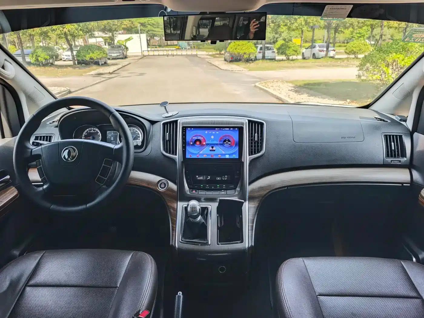 Fengxing CM7 2018 Facelift 2.0T Manual Premium Edition — миниатюра 20