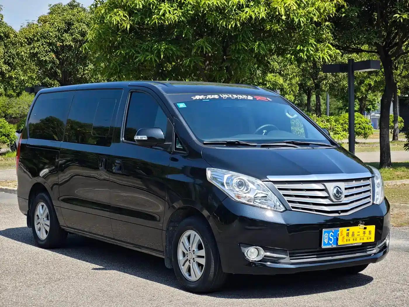 Fengxing CM7 2018 Facelift 2.0T Manual Premium Edition — миниатюра 3