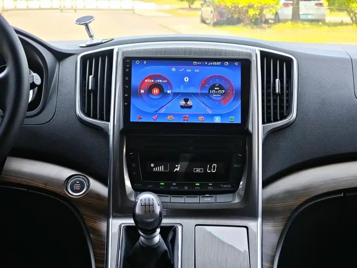Fengxing CM7 2018 Facelift 2.0T Manual Premium Edition — миниатюра 22