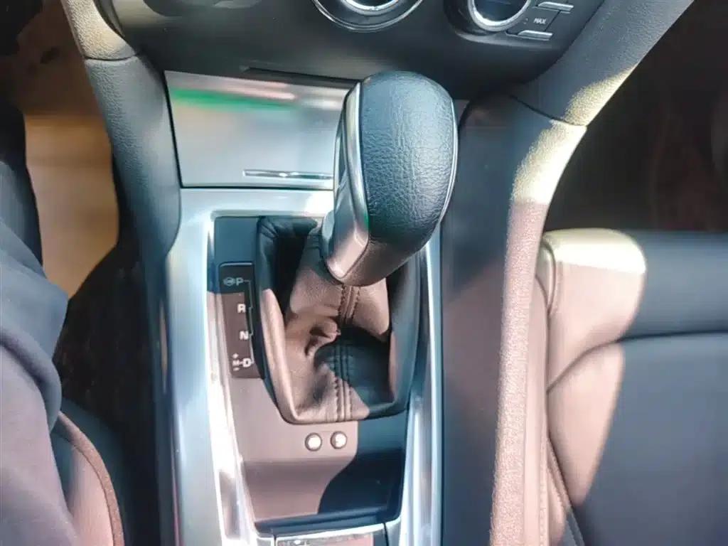 DS 6 2016 1.6T Luxury Edition THP160 — миниатюра 14
