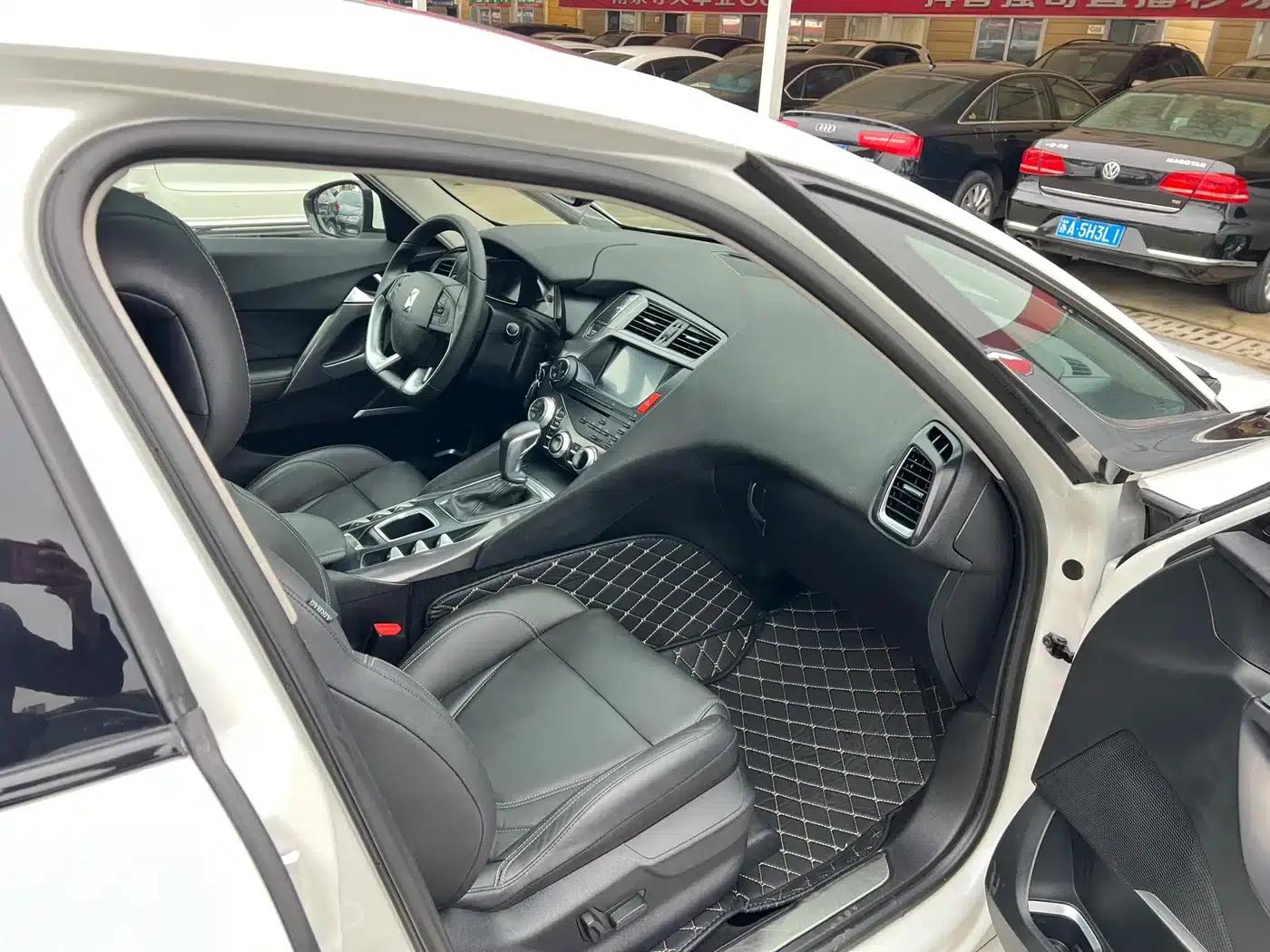 DS 5 2014 1.6T Luxury Edition THP160 — миниатюра 16