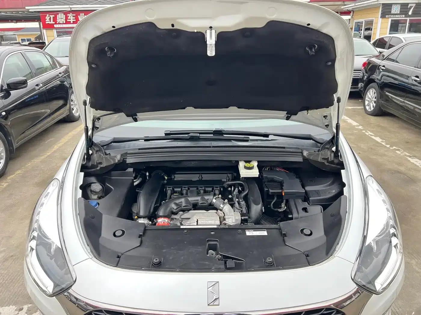 DS 5 2014 1.6T Luxury Edition THP160 — миниатюра 22