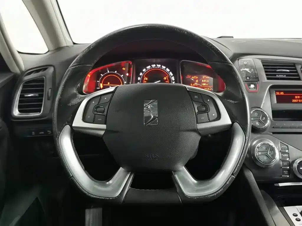 DS 5 2015 1.6T Elegant Edition THP160 — миниатюра 11
