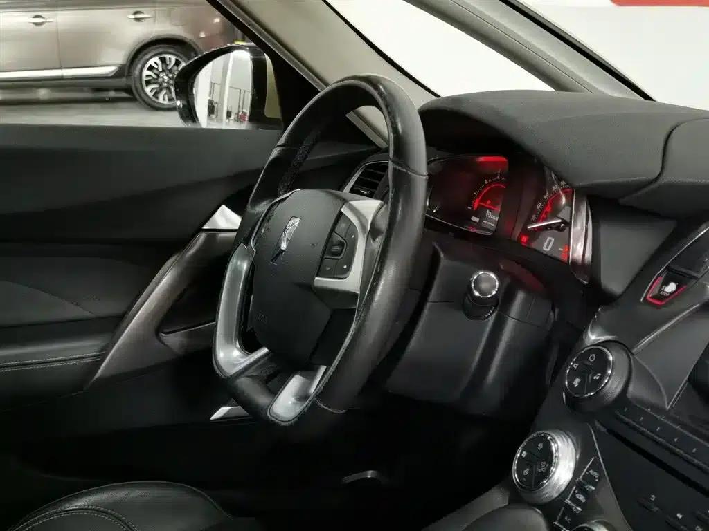 DS 5 2015 1.6T Elegant Edition THP160 — миниатюра 22