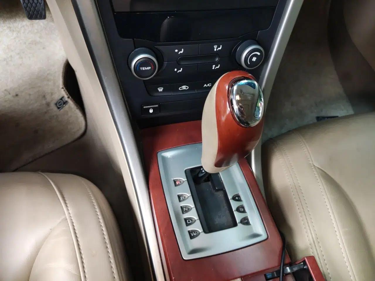 Roewe 550 2012 550 1.8L Automatic Value Edition — миниатюра 15