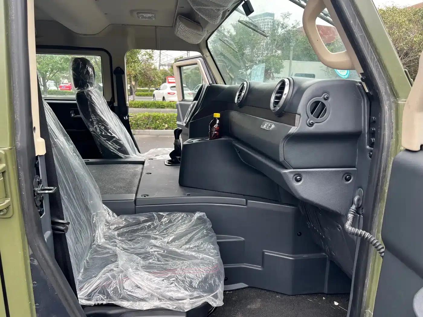 Warrior M50 2022 4.0T Manual Reverse 500 Low-Roof Van — миниатюра 9