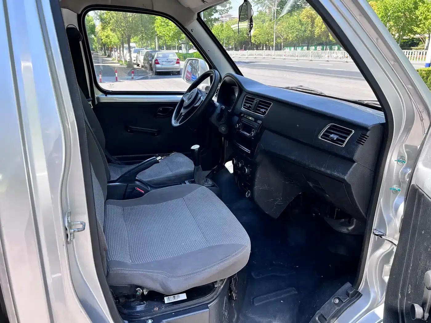 Dongfeng Xiaokang D51 2019 Model 1.5L Facelift Basic Rear Dual Wheels National V Standard DK15 — миниатюра 5
