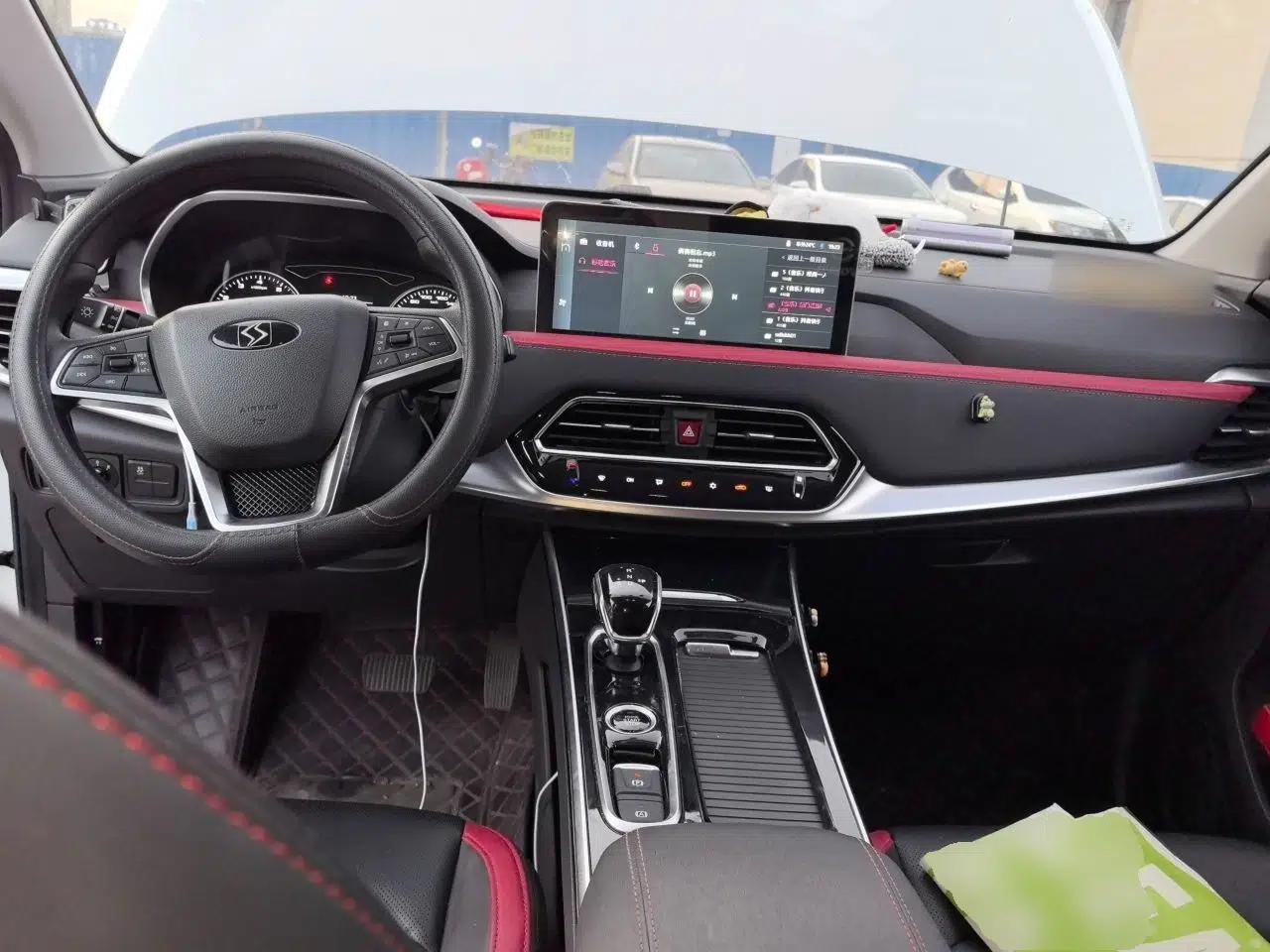 SOL X8 2021 300T DCT Panoramic Luxury Edition 6 Seats — миниатюра 10