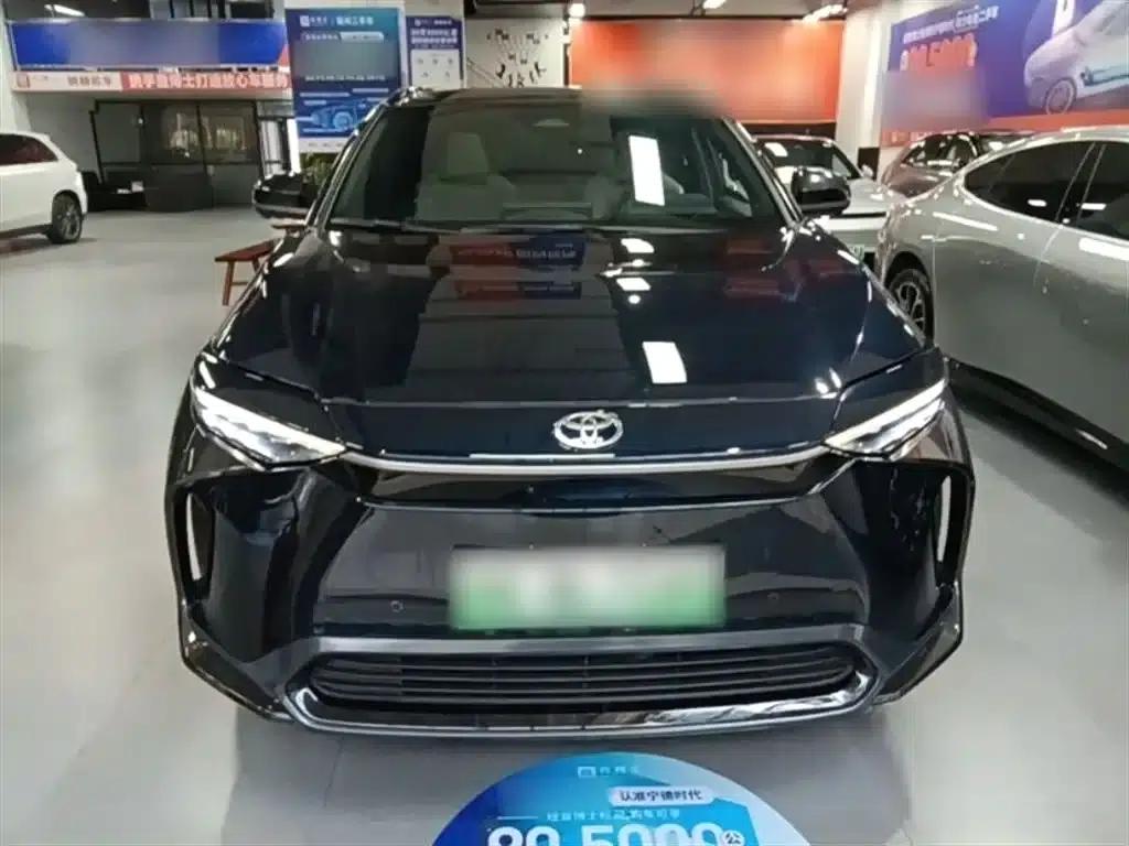 FAW Toyota bZ4X 2022 All-Wheel Drive High-Performance PRO Edition — миниатюра 3