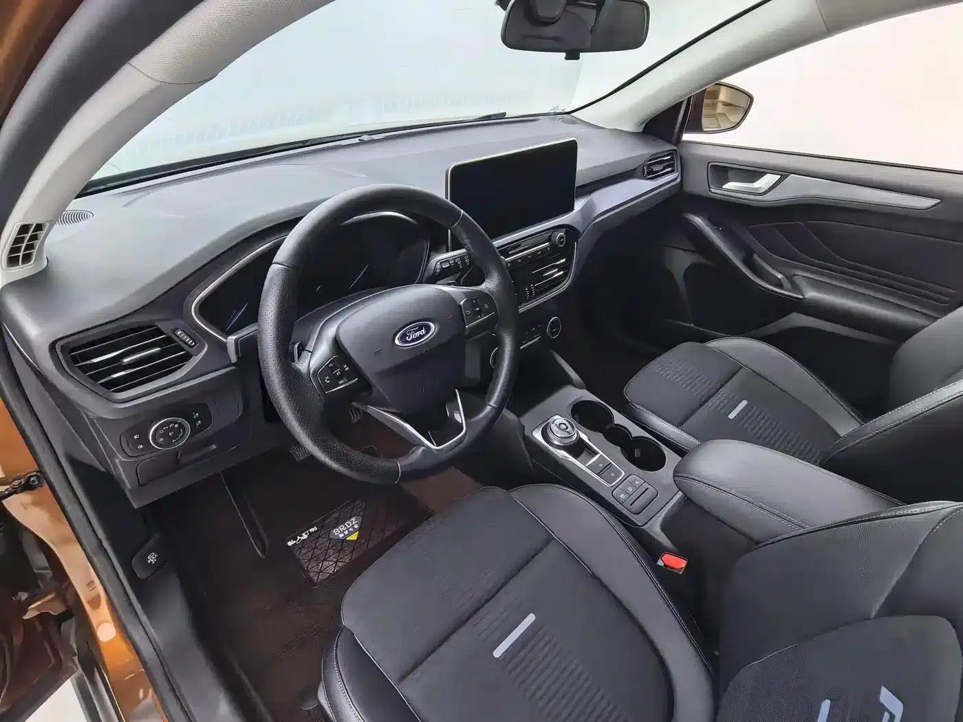 Ford Focus Active 2020 EcoBoost 180 Automatic Trend Edition — миниатюра 20