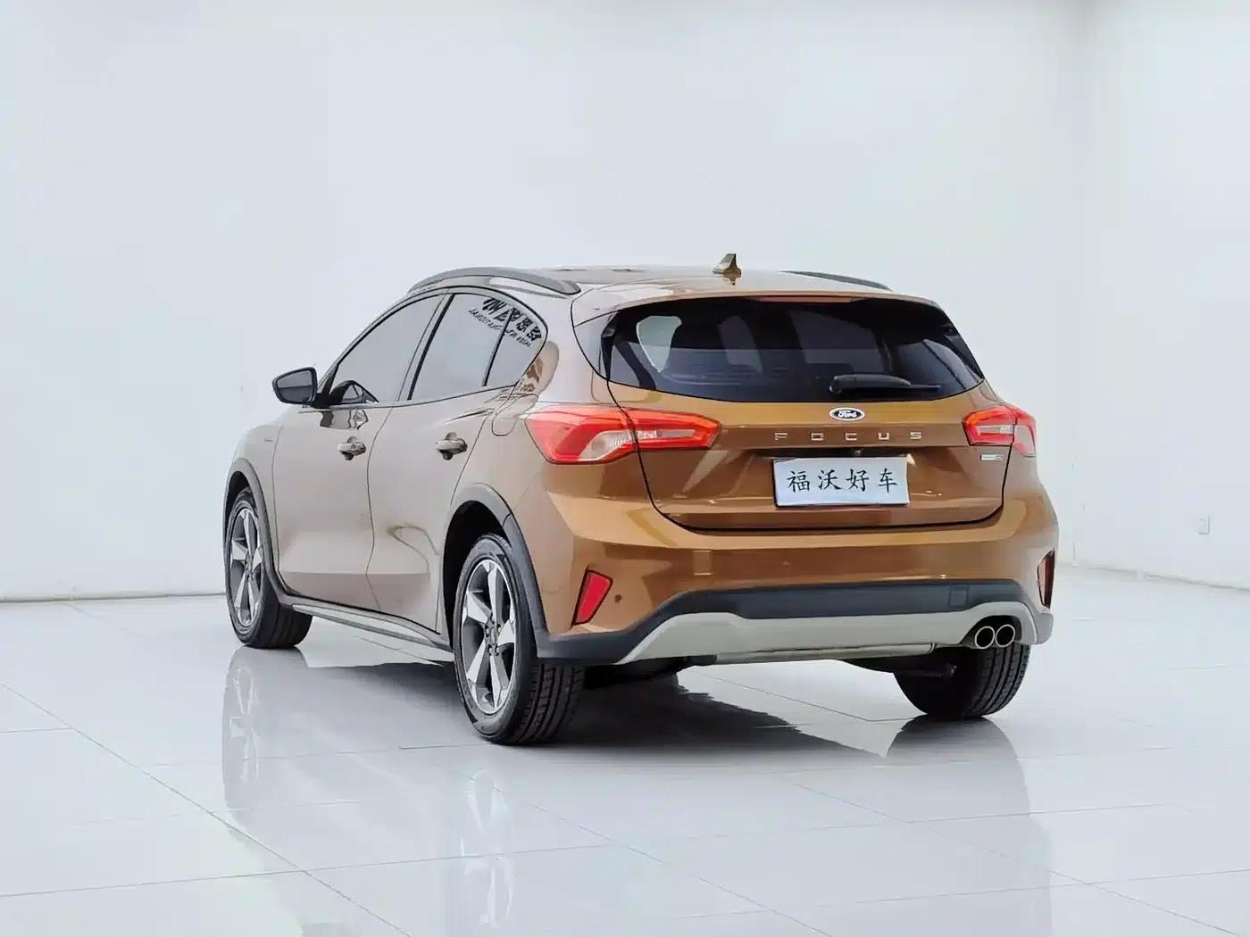Ford Focus Active 2020 EcoBoost 180 Automatic Trend Edition — миниатюра 34