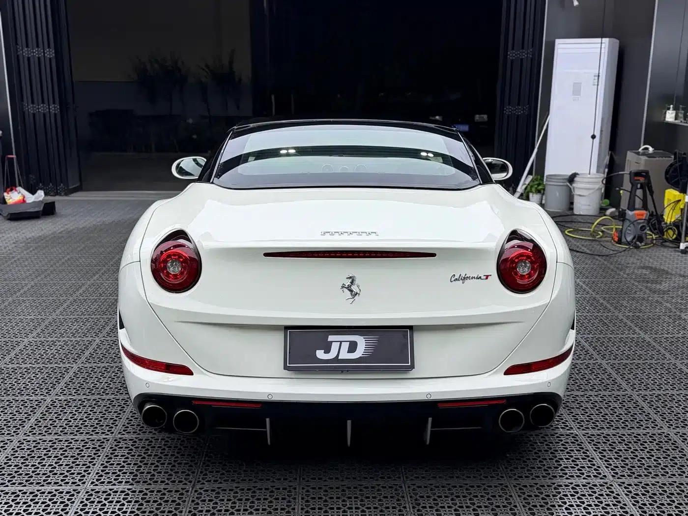 California T 2015 3.9T Standard Model — миниатюра 3