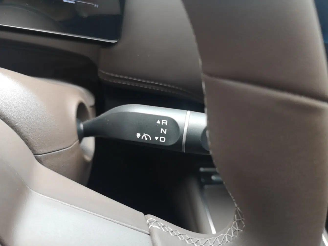 Wuling Starlight 730 2025 Model Plug-in Hybrid 125km Luxury Edition — миниатюра 17