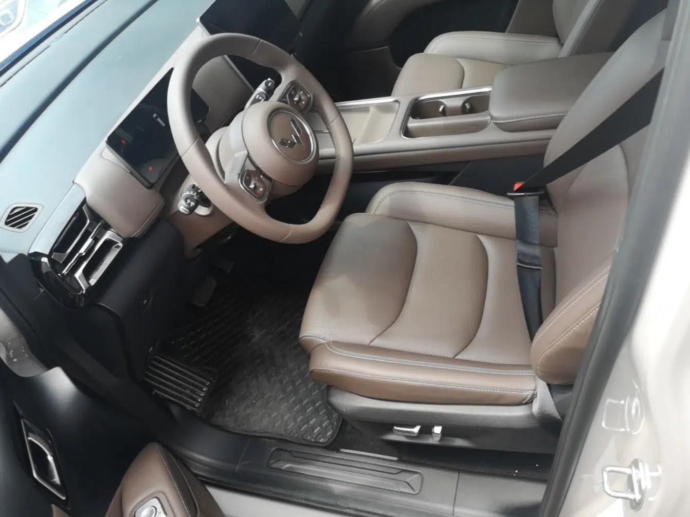 Wuling Starlight 730 2025 Model Plug-in Hybrid 125km Luxury Edition — миниатюра 18