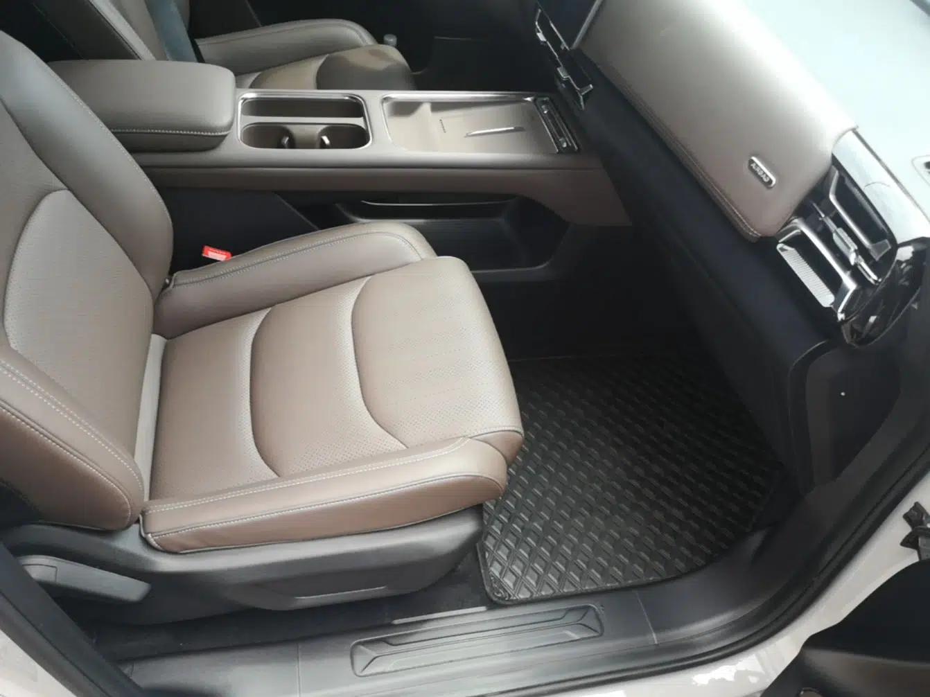 Wuling Starlight 730 2025 Model Plug-in Hybrid 125km Luxury Edition — миниатюра 23