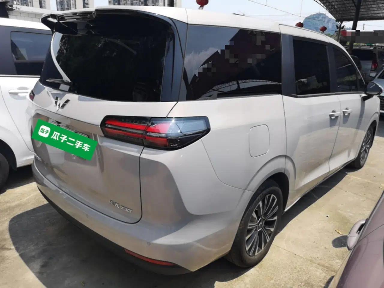Wuling Starlight 730 2025 Model Plug-in Hybrid 125km Luxury Edition — миниатюра 6