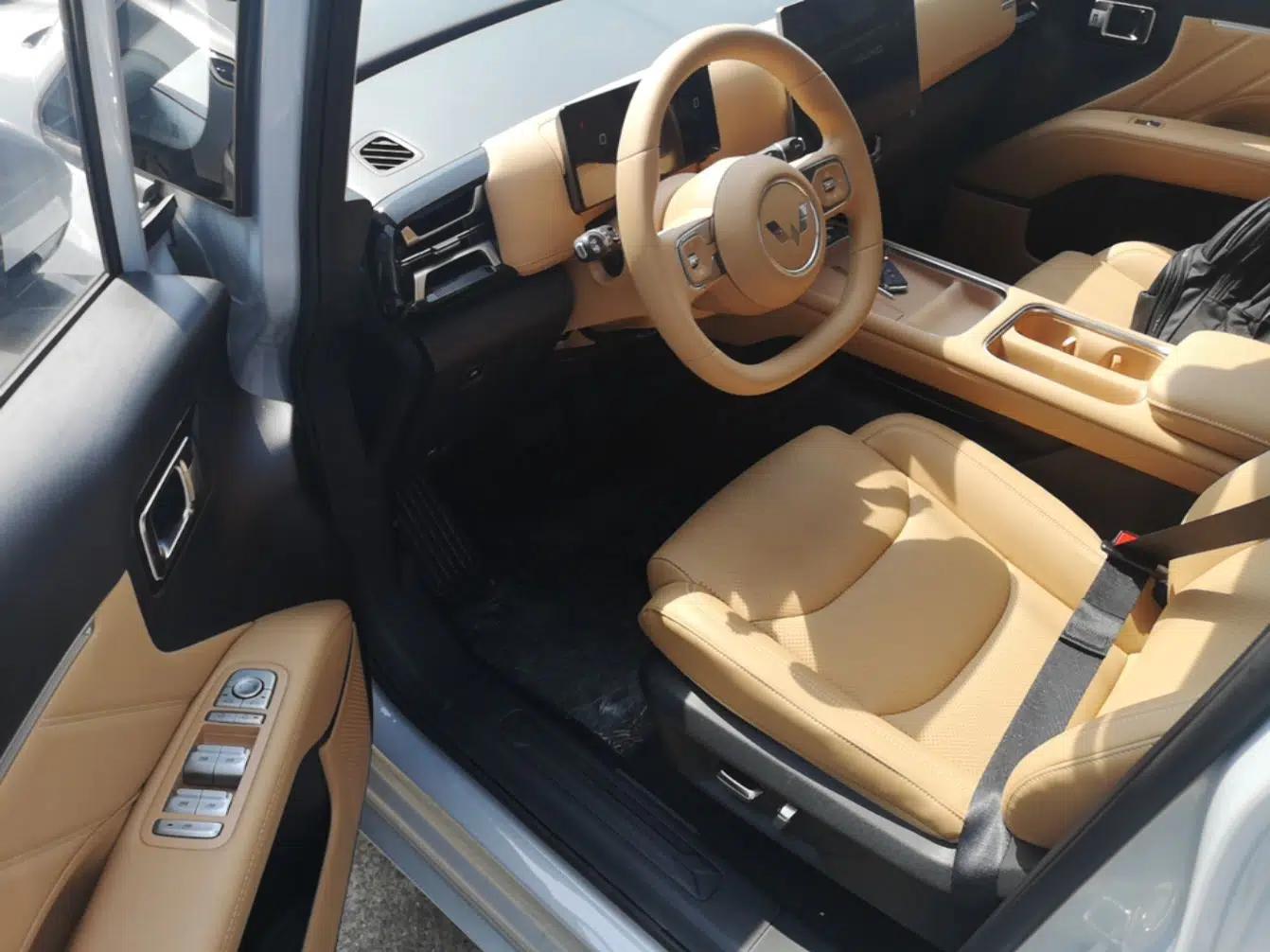 Wuling Starlight 730 2025 Model Plug-in Hybrid 125km Luxury Edition — миниатюра 19