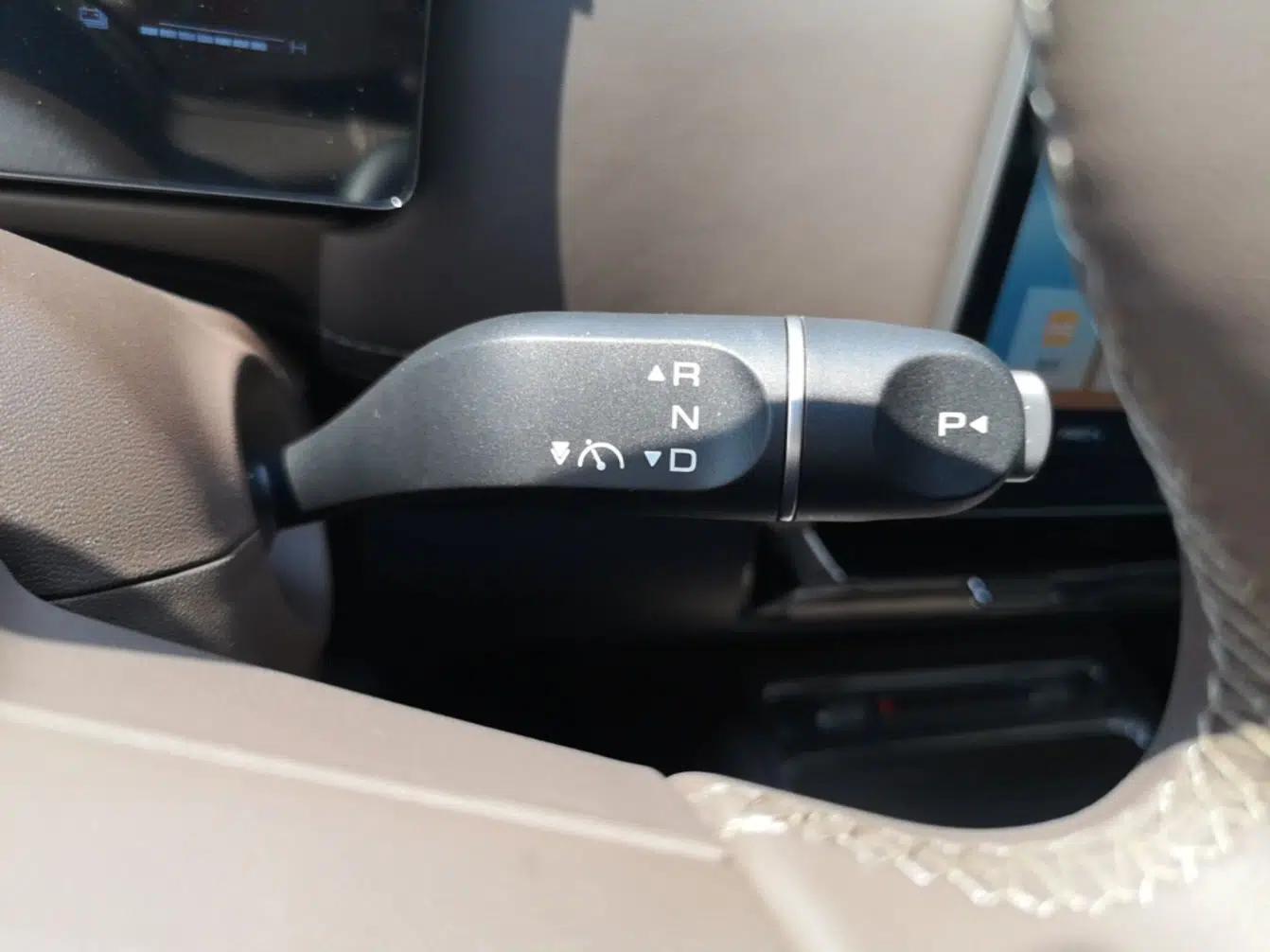 Wuling Starlight 730 2025 Model Plug-in Hybrid 125km Luxury Edition — миниатюра 17